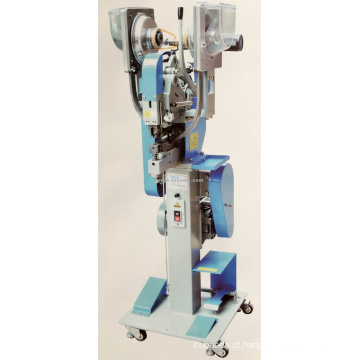 Máquina de costura automática com botão de pressão